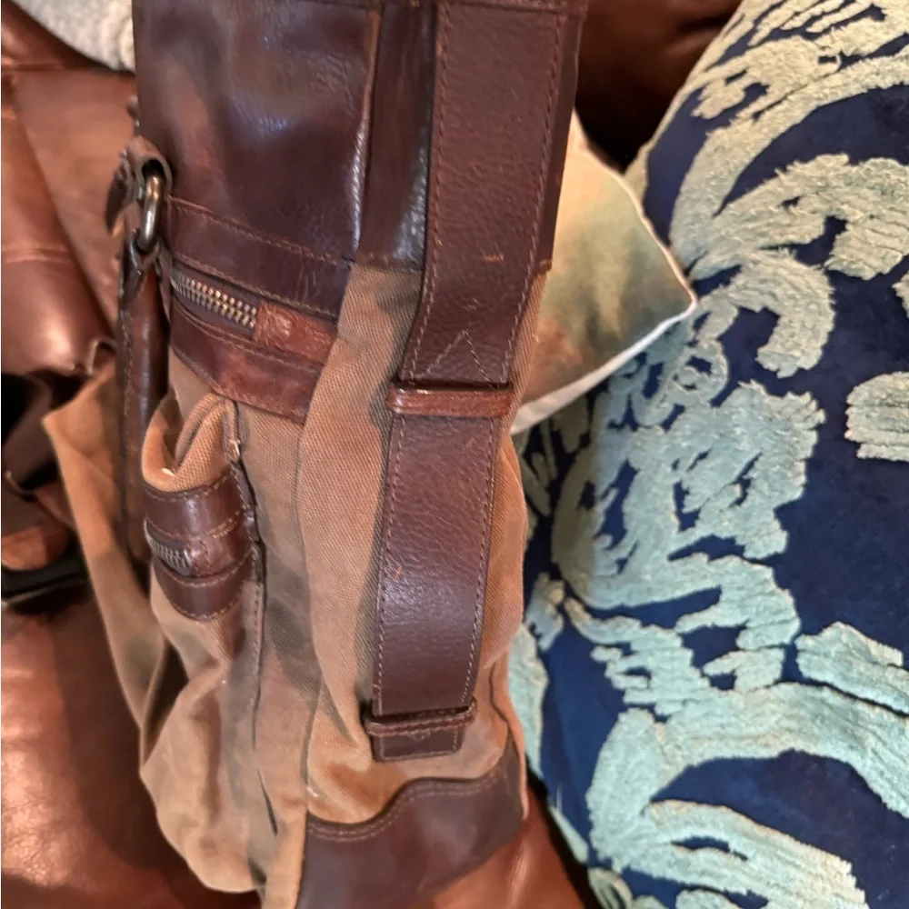 Beautiful Leather and Canvas Men's Bag
